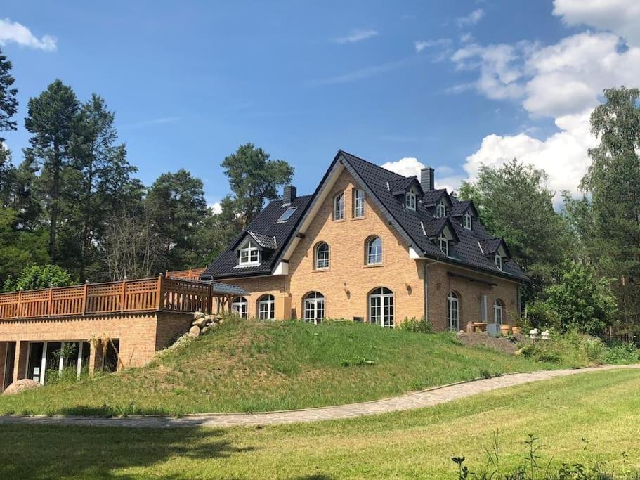 Seeblick Eins Im Waldschloesschen ヴェンディッシュ・リーツ エクステリア 写真